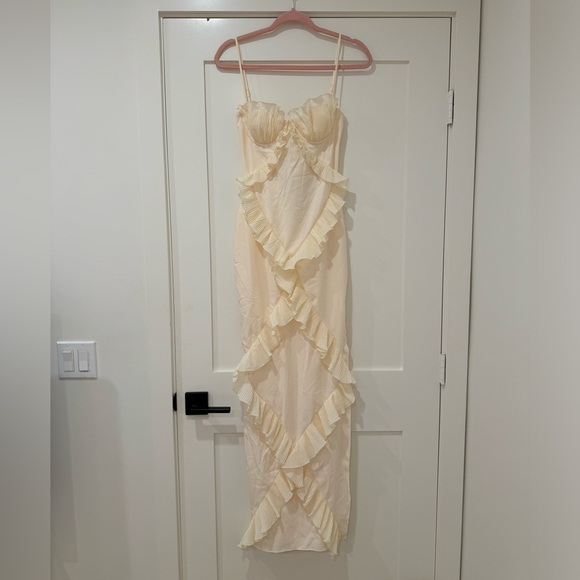 oh polly ruffle trim maxi dress - Picture 4 of 6